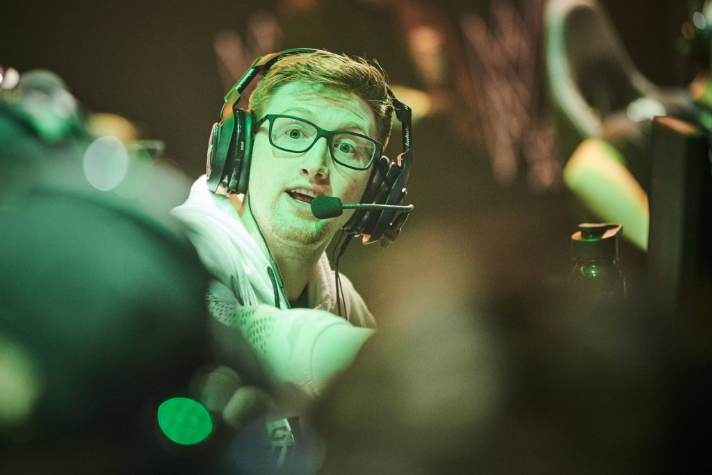 How Much Is Scump Salary? Scump COD Earning